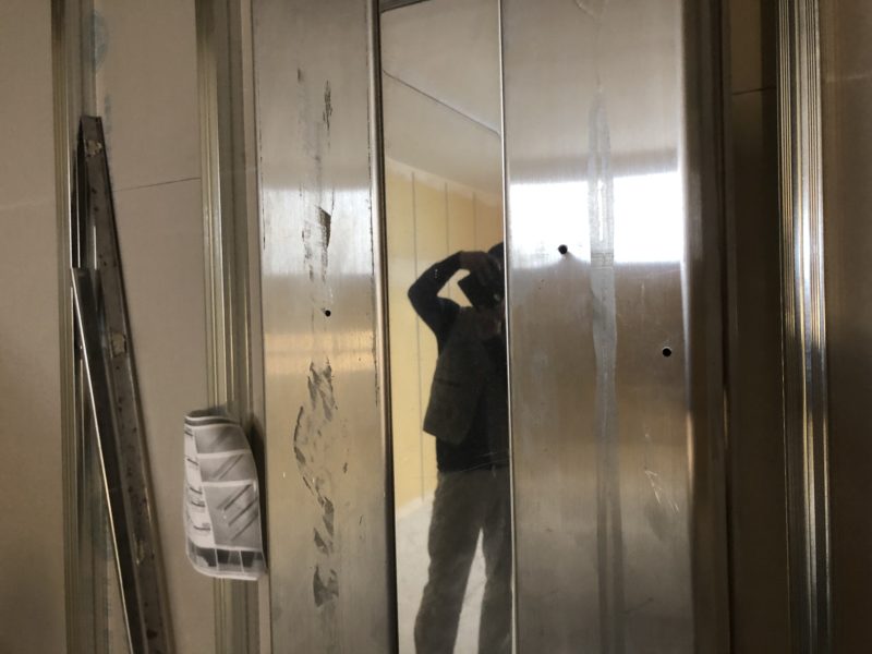 18-112  ステンレスビス穴 補修