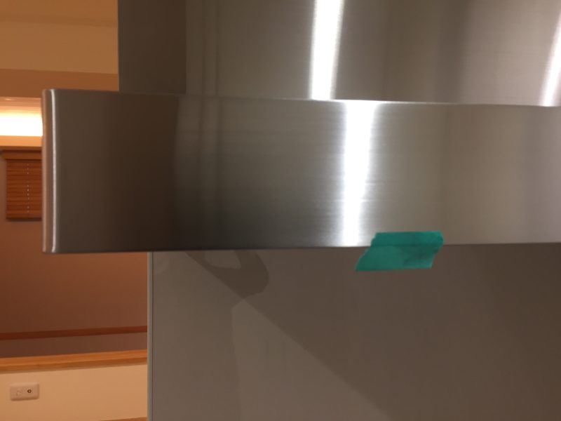 18-36  レンジフード傷補修