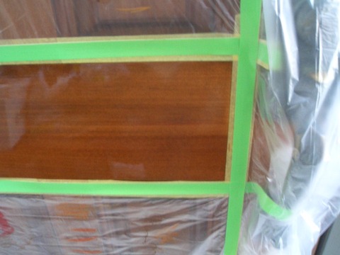 12-23  玄関ドアー傷補修