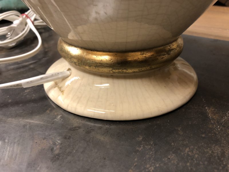 19-10  ランプシェード 割れ補修