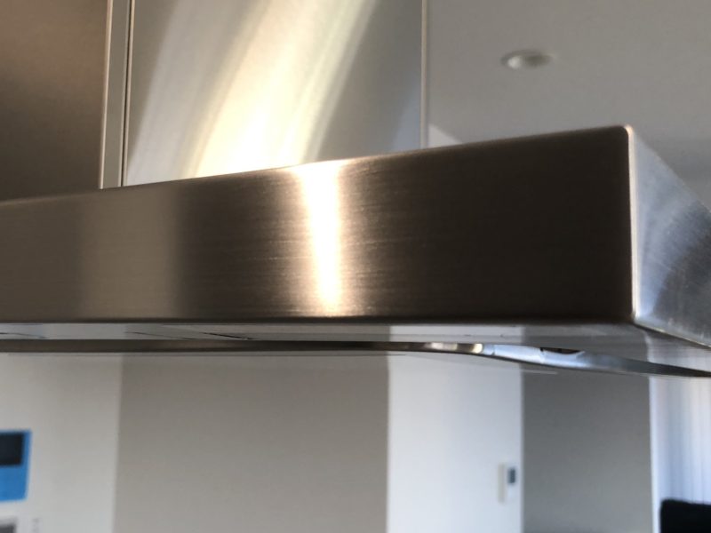 18-86  レンジフードキズ補修