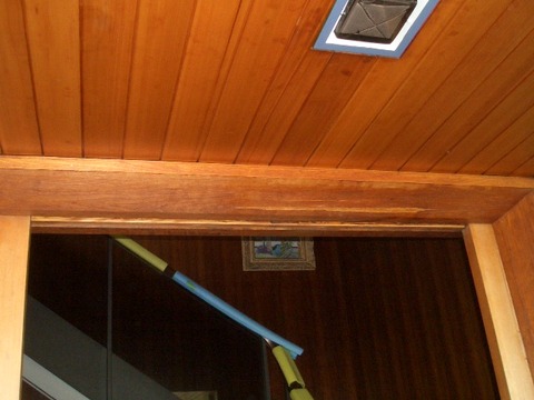 08-14  単板貼り補修