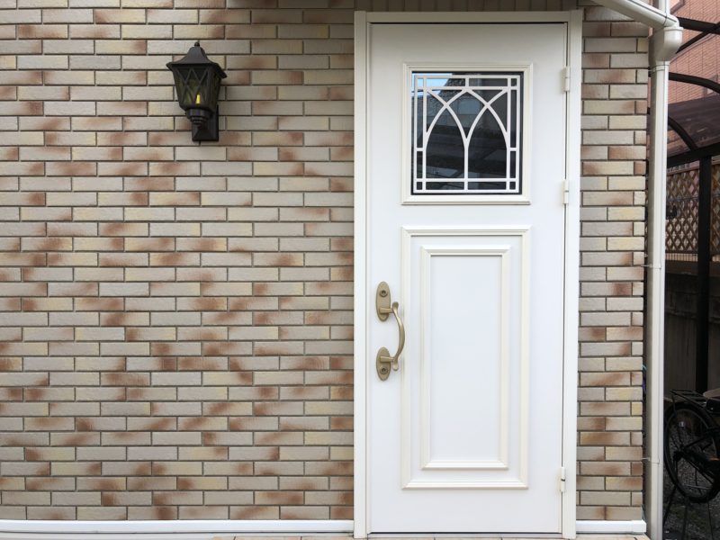 18-129  ドアモール補修e