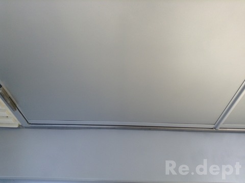 16-42　アルミドアへこみ補修