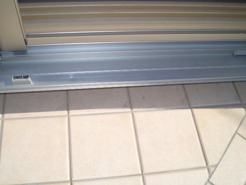 09-4　アルミへこみ補修