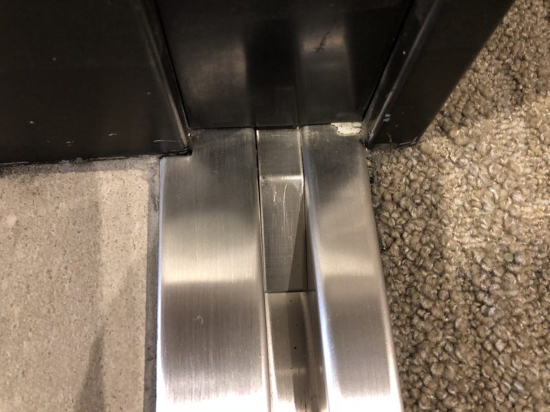 18-47  沓摺 へこみ補修