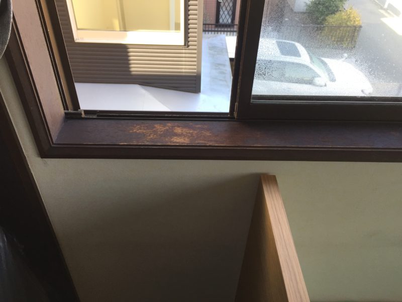18-31  窓枠塗装補修