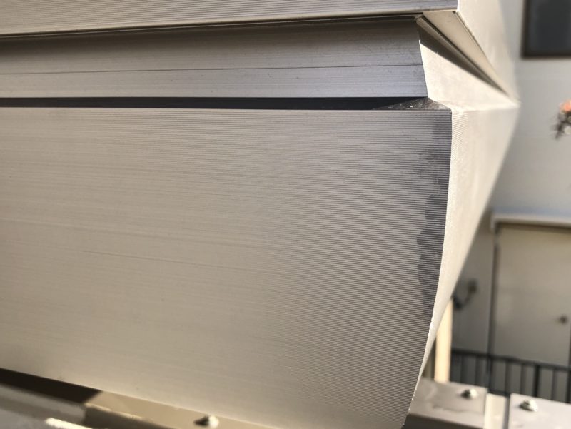 19-1  アルミくし目モール シミ抜き