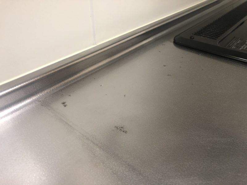 19-13  キッチン天板 研磨補修