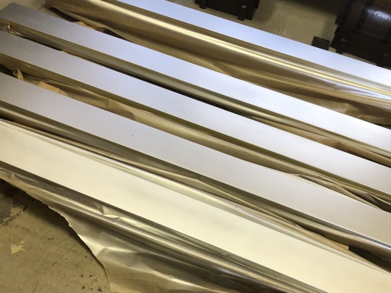 18-60  店舗什器補修