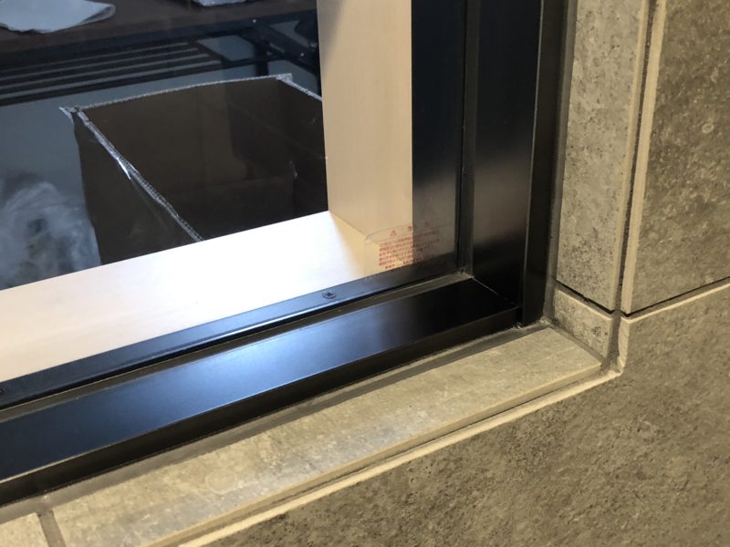 18-107  カラーステンレス へこみ補修