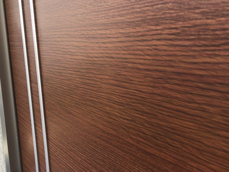 18-50 玄関ドアへこみ補修