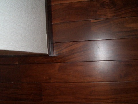 09-8　フロアー色落ち補修