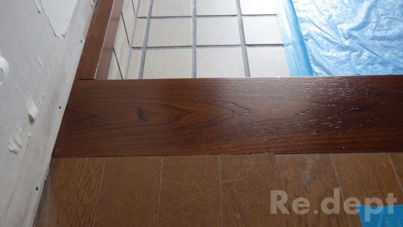 16-27　玄関框塗装