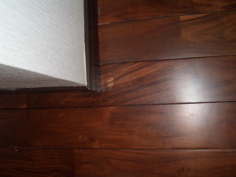 09-8　フロアー色落ち補修