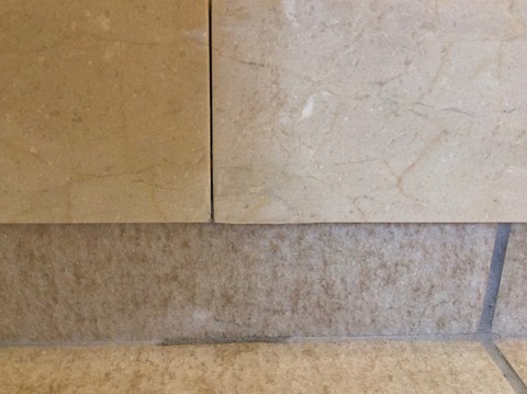 16-36　大理石欠け補修