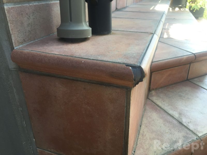 16-45 玄関タイル割れ補修