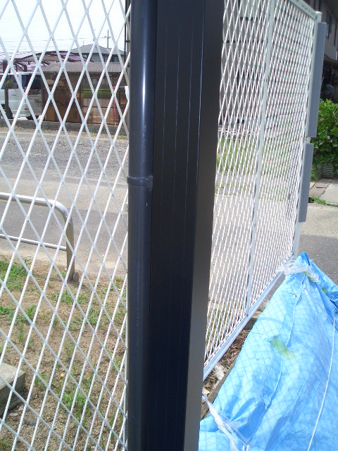 08-6  カーポートへこみ補修