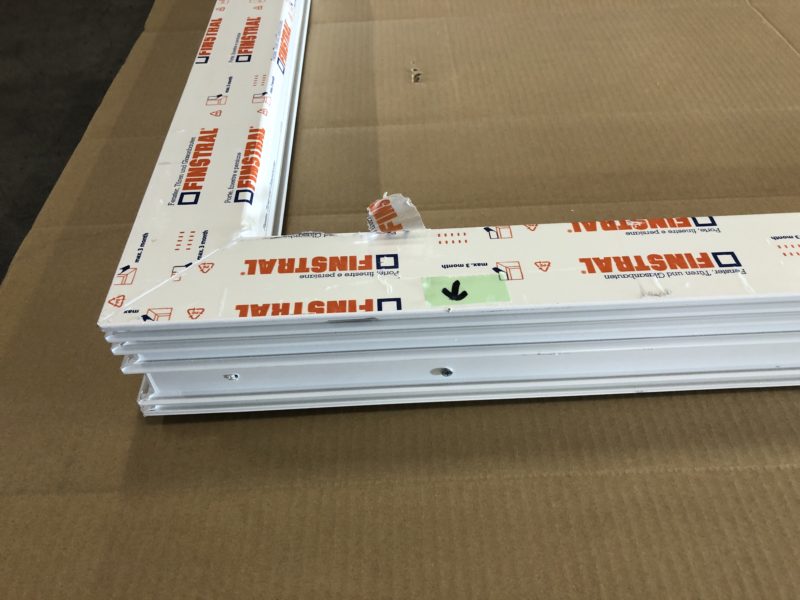 19-38  樹脂サッシ キズ補修