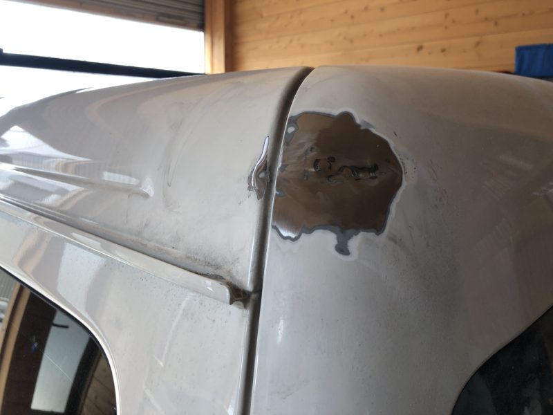 19-43  ハイジェット へこみ補修