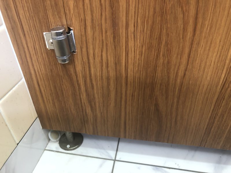 19-72  ダイノックシート キズ補修