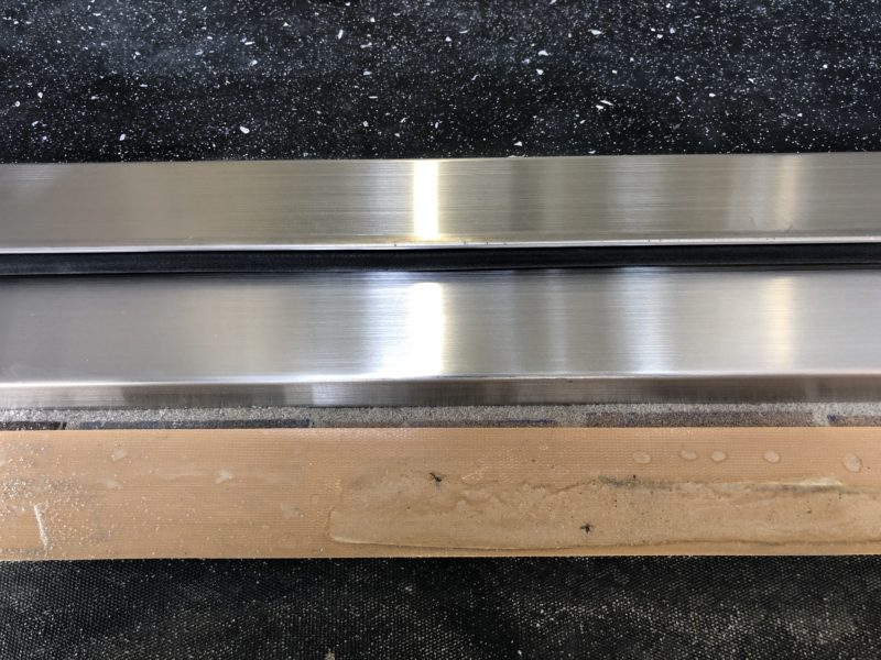 19-26  沓摺すり傷 補修