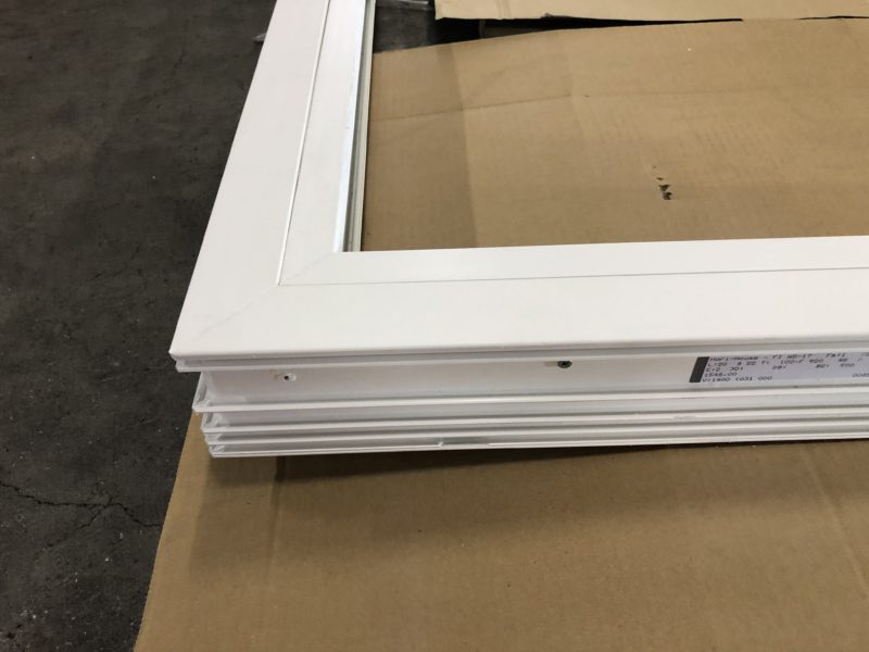 19-38  樹脂サッシ キズ補修