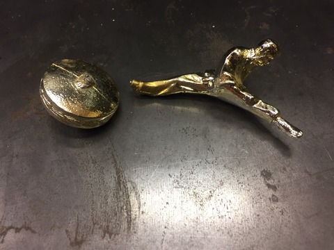 13-18-② トロフィー補修