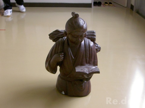 16-17 二宮金次郎像補修