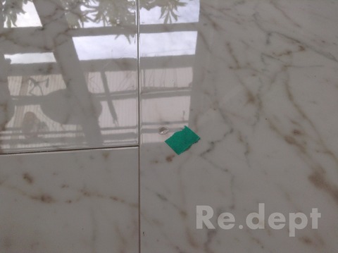 16-93 鏡面フロアーへこみ補修