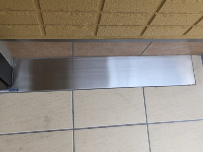 19-96 ステンレス沓摺 へこみ補修 大阪