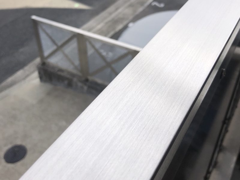 20-56 ステンレスフラットバー へこみ補修