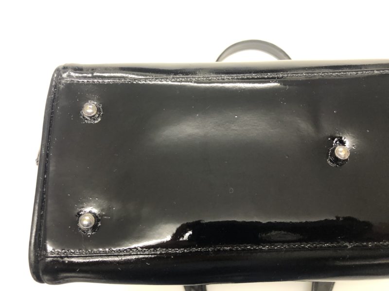 20-86 GUCCI エナメルバッグ　再生塗装