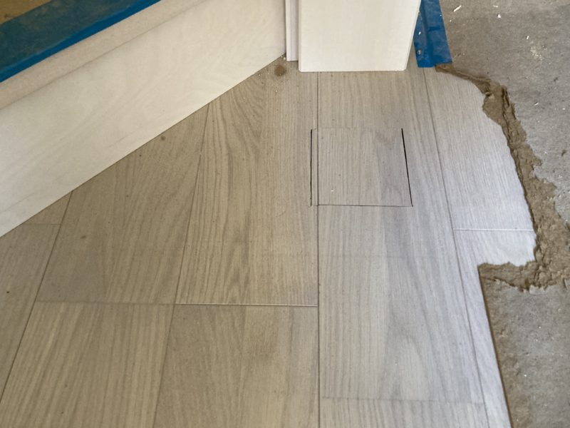 21-49 フロアー継ぎ足し補修