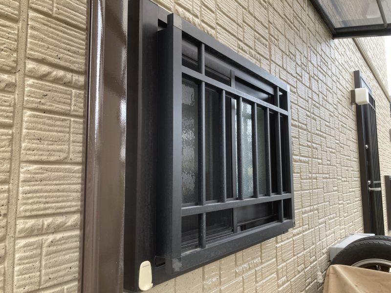 21-27 アルミ面格子　再塗装