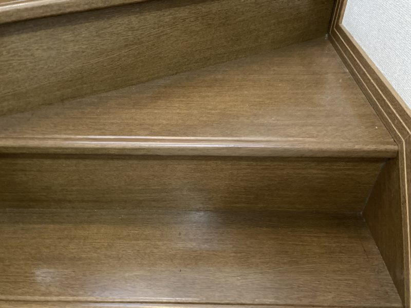 21-60 階段 シートめくれ補修