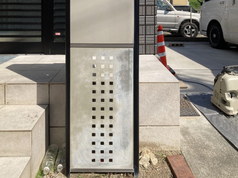 21-37 ポスト　再塗装