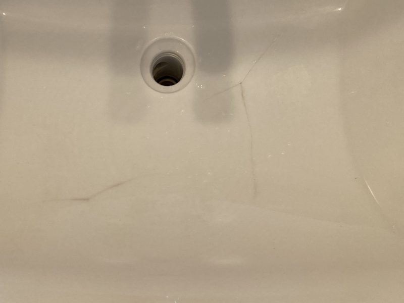 21-43 樹脂製洗面ボウル　割れ修理