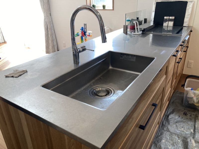 21-42 キッチン天板　キズ補修