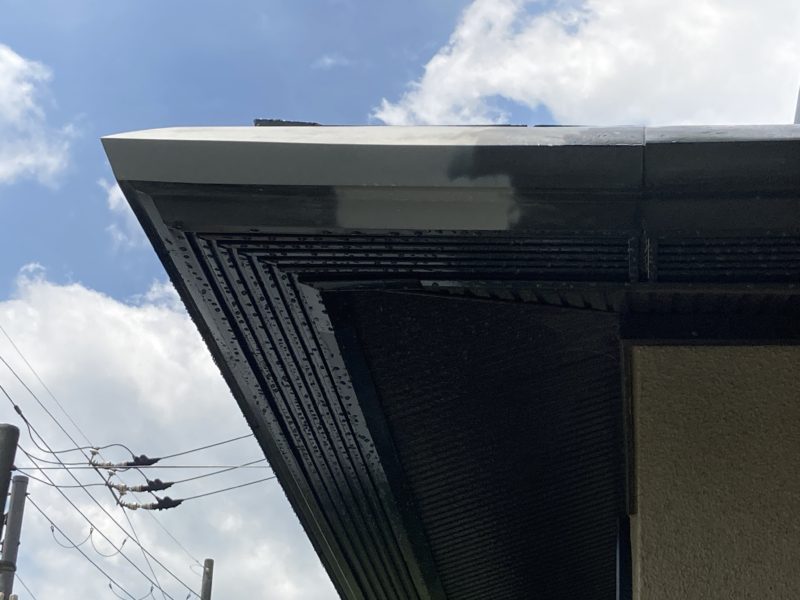 21-07 玄関　庇　板金修理