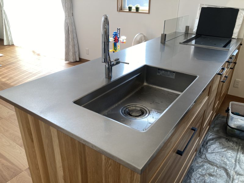 21-42 キッチン天板　キズ補修