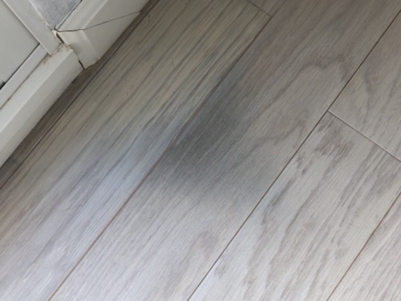 21-95 フロアー シミ補修