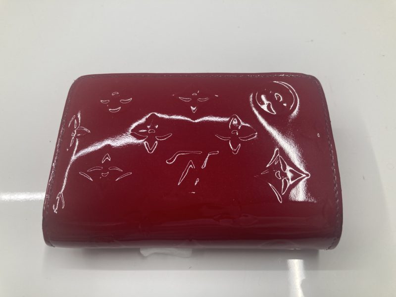 21-176 ヴェルニ 財布 修復