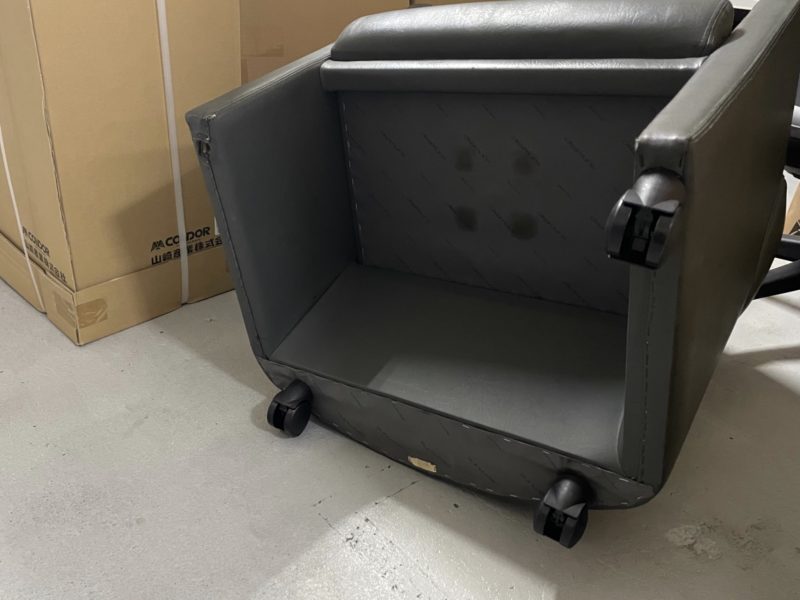 21-135 椅子 キャスター外れ 修理