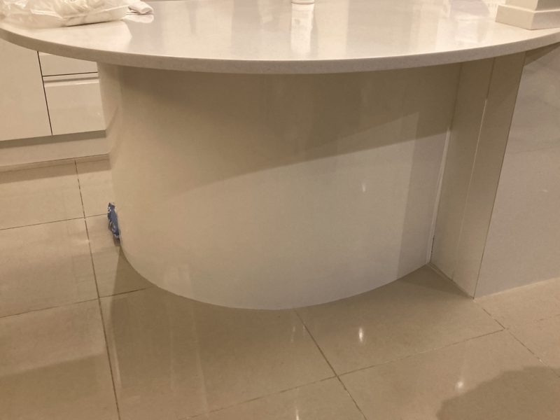 21-115 キッチン台座　補修