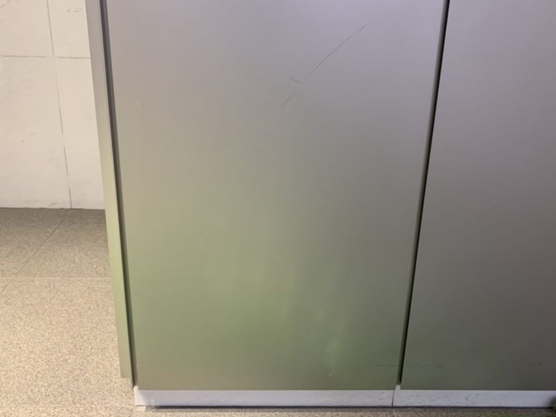 21-142 アルミパネル キズ補修