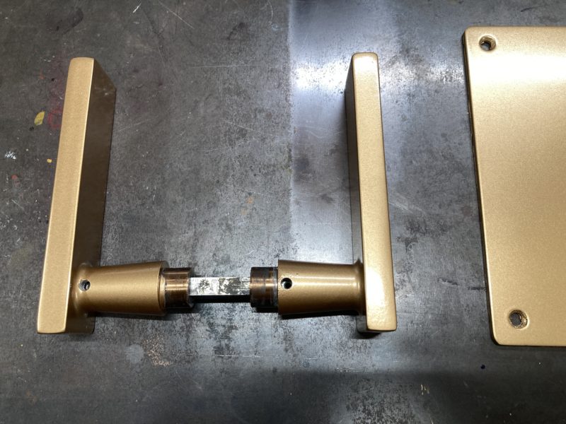 21-162 レバーハンドル 再塗装