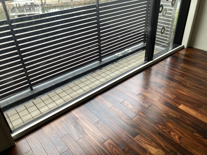 21-144 無垢フロアー変色補修