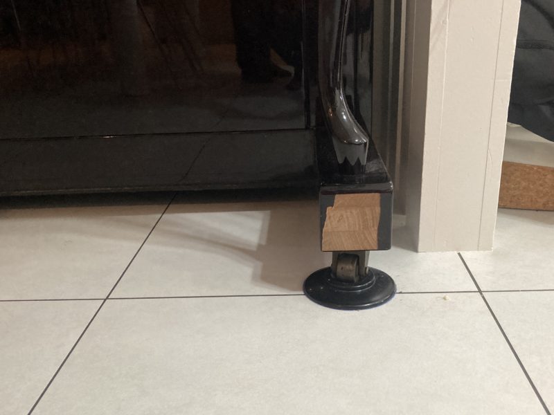 21-154 ピアノ 脚 欠損部再生