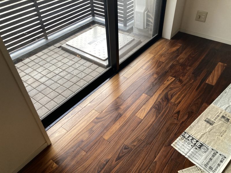 21-144 無垢フロアー変色補修